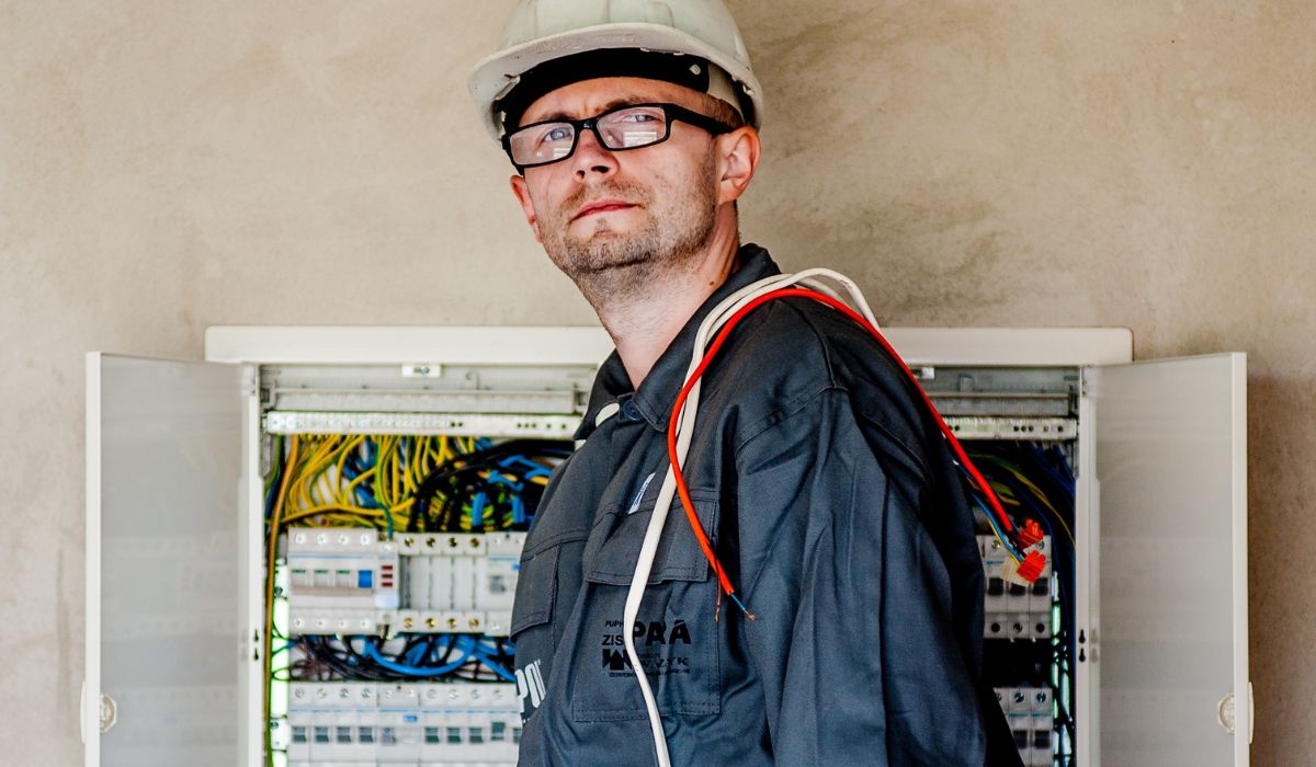 Bookkeeping for Electricians: A Comprehensive Guide for Australian ...