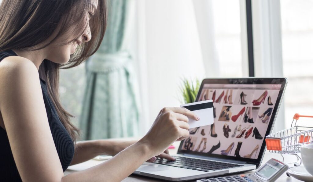 eCommerce Accounting: Tips for Managing Your Online Store's Finances